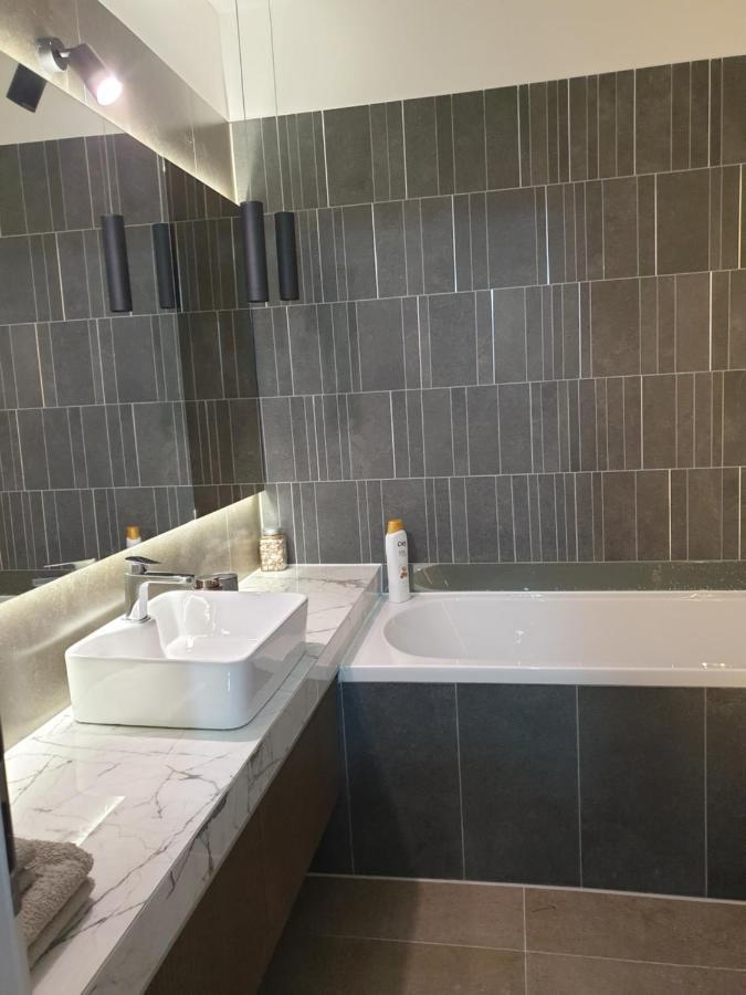 Qualis Apartament2 Braşov Exterior foto